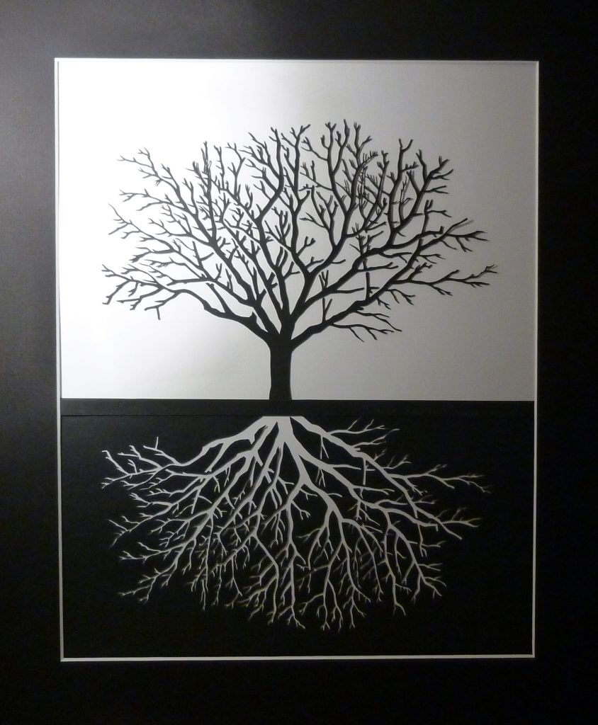 Découpage terminé : papercut arbre